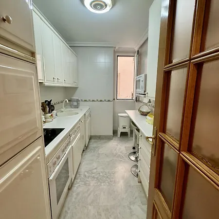 Central 20 W Sea Views By Homing Apartment *