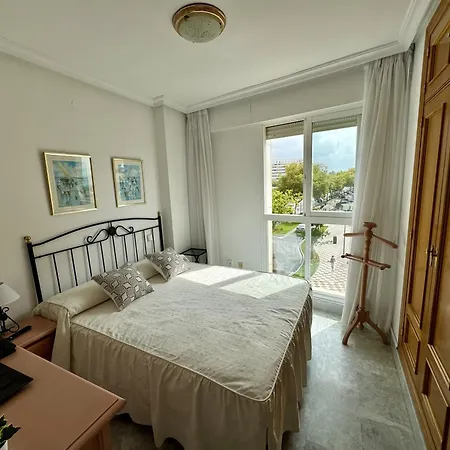 Central 20 W Sea Views By Homing