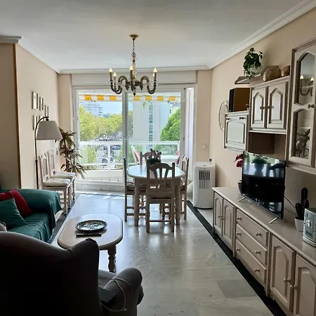 Apartment Central 20 W Sea Views By Homing